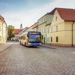 Jak dojechać z Ustki do Łeby? Oszczędź czas i pieniądze!