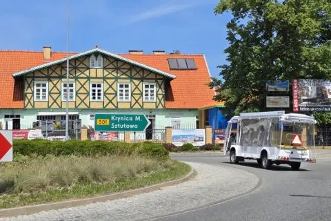 Dojazd do Krynicy Morskiej: Ile km i jak uniknąć korków?