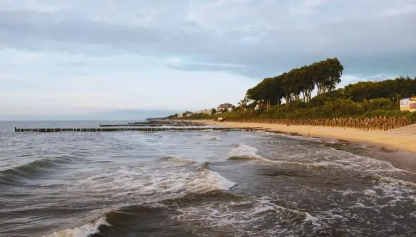 Ustronie Morskie: Atrakcje dla każdego odkryj więcej niż plażę!