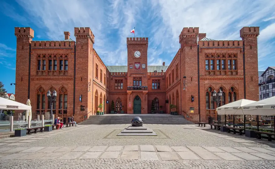 Plac Ratuszowy w Kołobrzegu - Czy warto? Sprawdź!